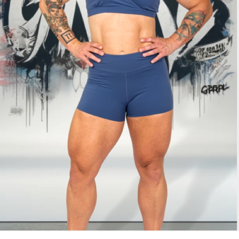 GRRRL BLUE SHORTS - Picture 5 of 9